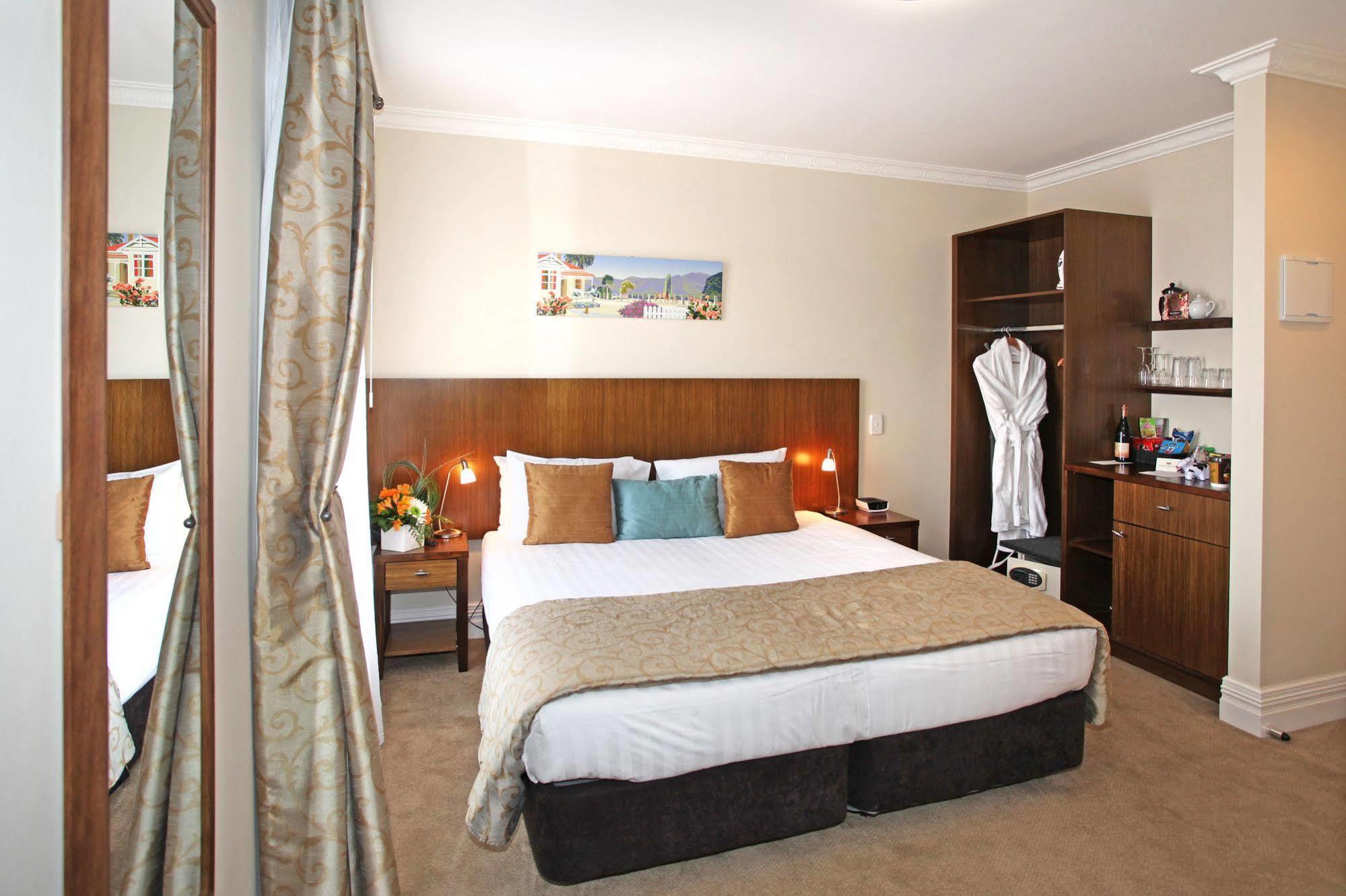 Tuakau Hotel Eksteriør bilde